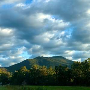 Close proximity to The Priest Wilderness and Three Ridges hiking areas.
