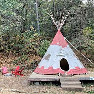 #3 Family Teepee Creekside