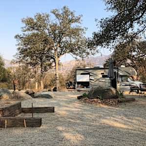 Salt Creek Ranch "Three Rivers CA"