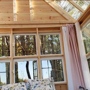 Runamuk Farm Bedroom in the Woods