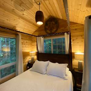 Treehouse Place at Deer Ridge!