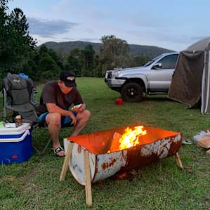 Scrubby Creek Camp(Caravan & 2WD)