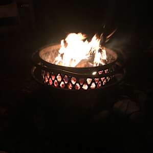 Great size fire pit to stay toasty!