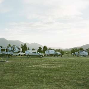 Henrys Lake Campground