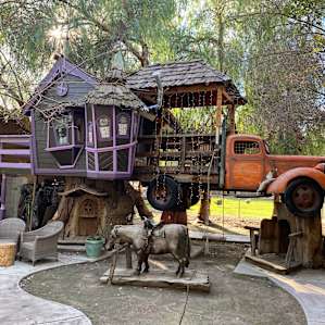 Treehouse on Working Sheep Farm