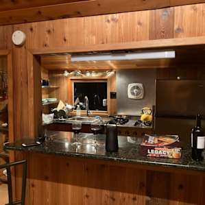 Blissful Solitude - Sweet Cottage