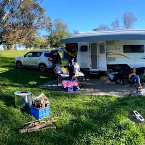 Paddock Views, Michelago