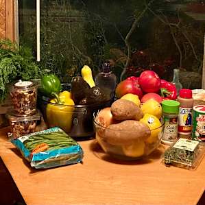 Bring groceries for delicious meals! Rhonda provides everything you need for cooking, including oil, spices, coffee and bottled water.