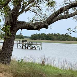 Nice views of neighboring dock