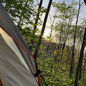 "David's Dugout" Tent Camp Platform
