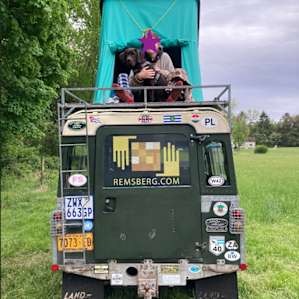 Carrying a 50lb dog up a tiny ladder onto a Land Rover was 11/10 hilarious