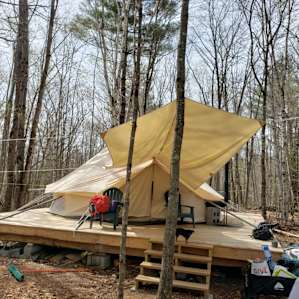 Secluded Comfort in the Woods