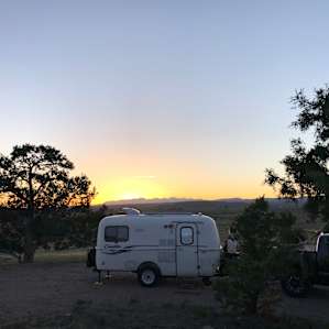 Lasater Lane Retreat