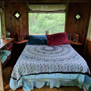 The very comfy bed in the Creekside Cottage. We slept so well.