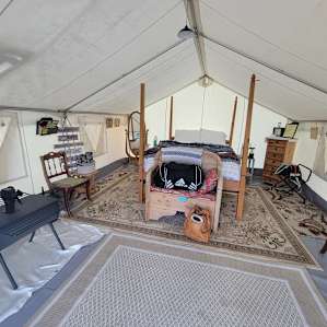 Private Glamping, with pool/hot tub