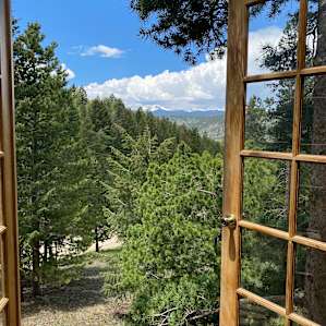 Gold Nugget Tree House
