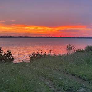 Lakefront Paradise RV site