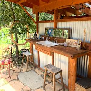 Daisy Belle Sierra Glampsite