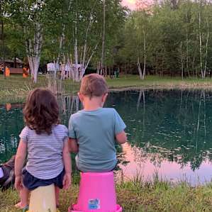 Toddlers fishing. 🎣