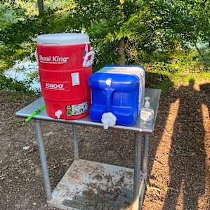 Food prep table with water!