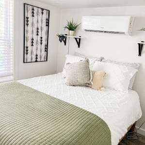 Arrow Acres Tiny Farmhouse- Emmylou