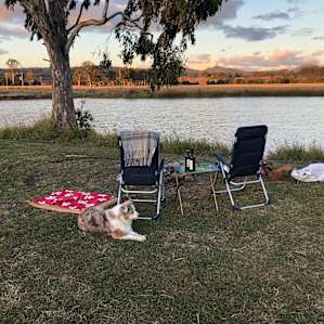 Friends Booking B (2WD Access)
