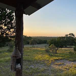 Cute Off-Grid CABIN on 84 ACRES