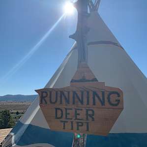 Running Deer TIPI Near Bryce Canyon