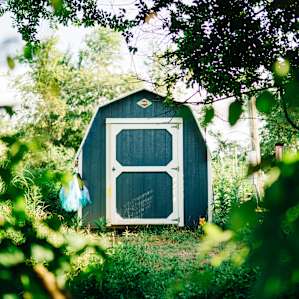 This is the Ball Gown Cottage, and it is filled to the brim with Rene's impressive collection of ball gowns and flower crowns for everyone ages 10-100! We had so much fun rummaging through the collection to find the perfect look for our sunset encounter with a