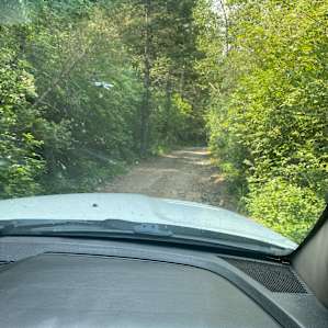 The trek up the mountain… bring your 4x4!