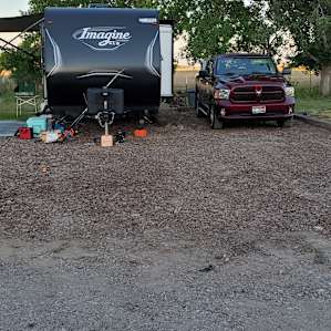 Digital Nomad Paradise! RV & River