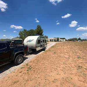 RV SITE - FULL 30 AMP HOOK-UP