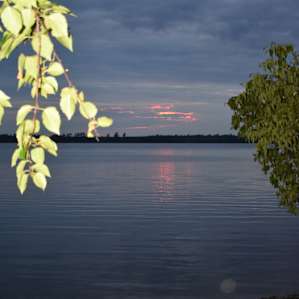 Private lake cabin-no public access