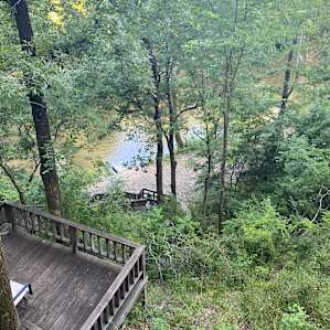 Private River- Kayaks & Bathhouse!