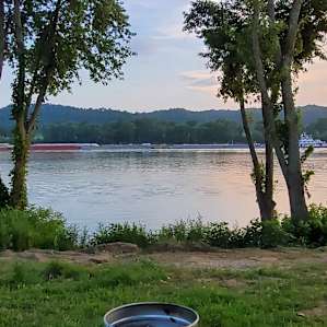 Riverfront full hookup