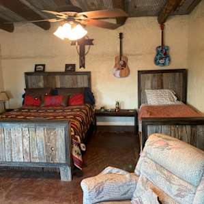 Remote South West Hillside Cabin