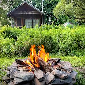 Farm Stay in Farmhand Cabin