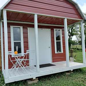 This cute little cabin was perfect for our short getaway.