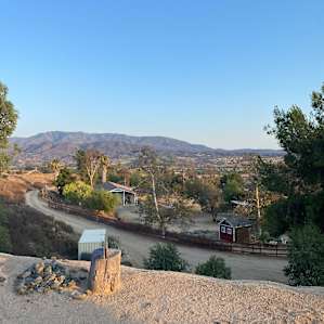 Lantana, Wine Country Glamping