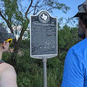Mesquite loop trail near small stream
