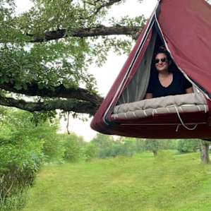 Floating Bed
