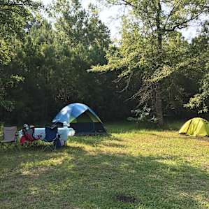 Creek Camping almost Glamping !