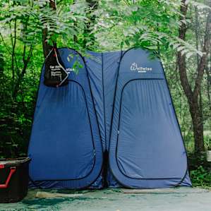 Shower + toilet at campsite #1