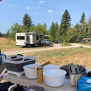 Room for campers and multiple places to set up