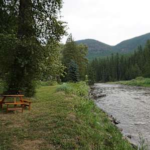 Beautiful, private, quiet area to relax down from the tent pad.