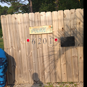 Entrance gate. Has lock