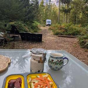 Breakfast with a view of Whitehorse mountain.