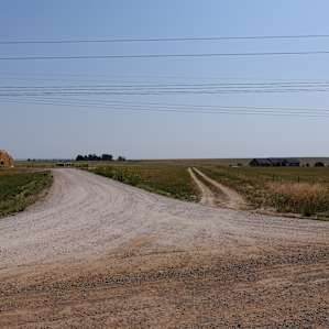 Take the right, smaller dirt road, to access the campsites