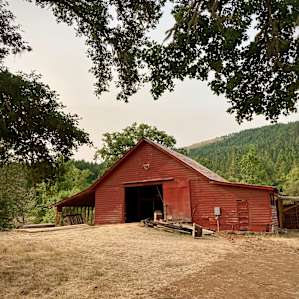 The barn! View once you’ve pulled all the way up the drive.