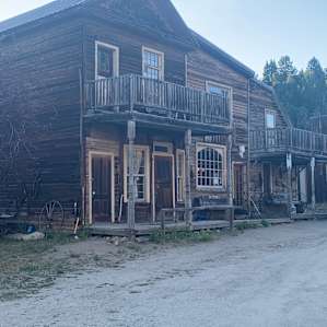 1800s Old West Camping